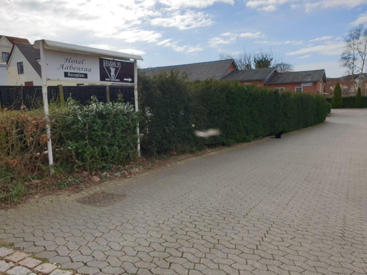 Hotel Aabenraa Bagian luar foto